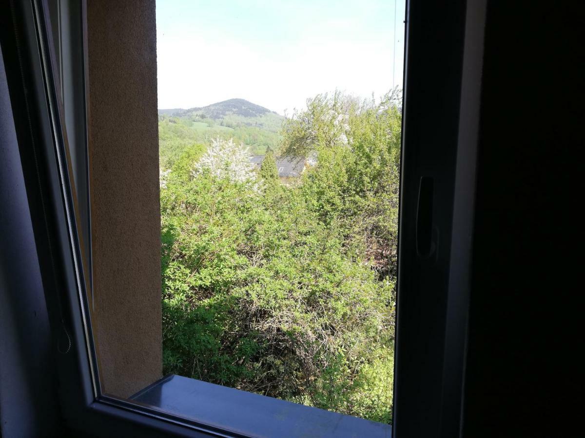 Loučná nad Desnou Apartman U Zamku מראה חיצוני תמונה